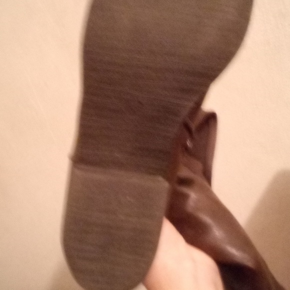 Brown long above knee knee-high leather boots - Picture 4 of 4